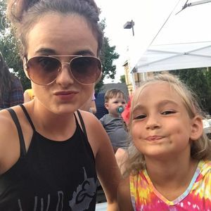 Meet your Posher, Cortney